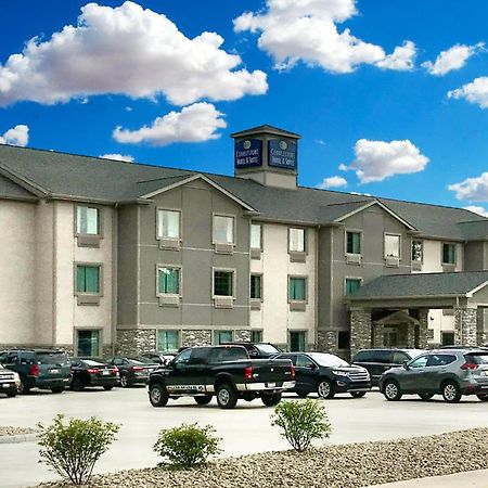 Cobblestone Hotel & Suites - Bellefontaine Bagian luar foto